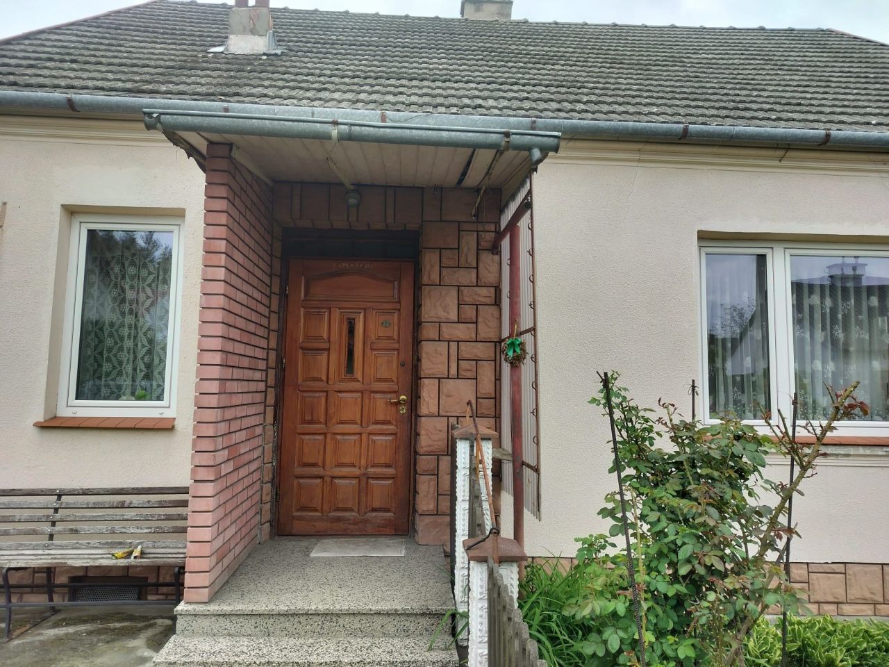 dom wolnostojący Leżajsk, ul. Armii Krajowej. Zdjęcie 4