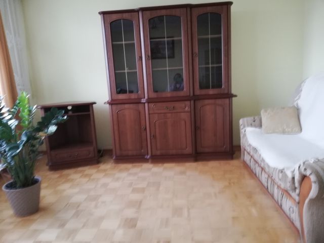 Mieszkanie 3-pokojowe Ostrowiec Świętokrzyski, os. Pułanki. Zdjęcie 1