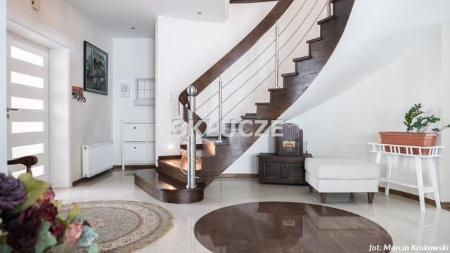 dom wolnostojący, 8 pokoi Jakubowice Konińskie. Zdjęcie 18