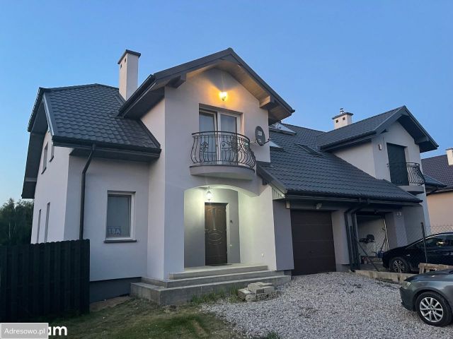 bliźniak, 4 pokoje Książenice, ul. Muzyczna. Zdjęcie 1