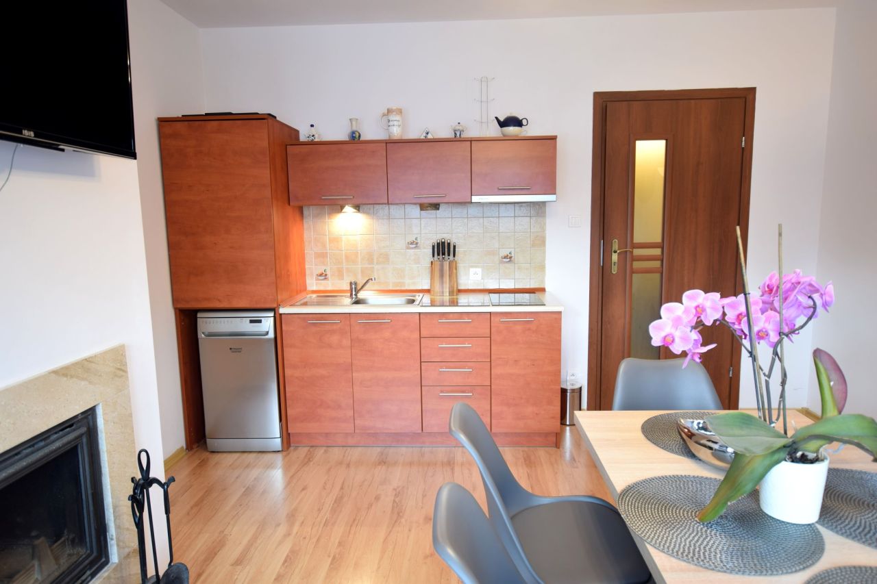 Mieszkanie 3-pokojowe Białka Tatrzańska, ul. Środkowa. Zdjęcie 5