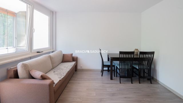 Mieszkanie 2-pokojowe Kraków Bieżanów, ul. ks. Piotra Ściegiennego. Zdjęcie 3