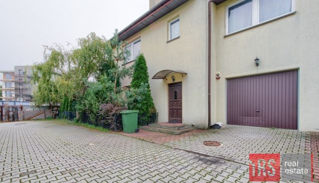 dom szeregowy, 4 pokoje Marki, ul. ks. bp. Władysława Bandurskiego. Zdjęcie 6