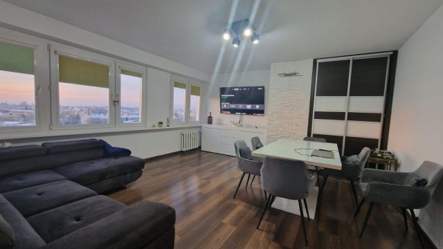 Mieszkanie 4-pokojowe Toruń Mokre, ul. Młodzieżowa. Zdjęcie 23