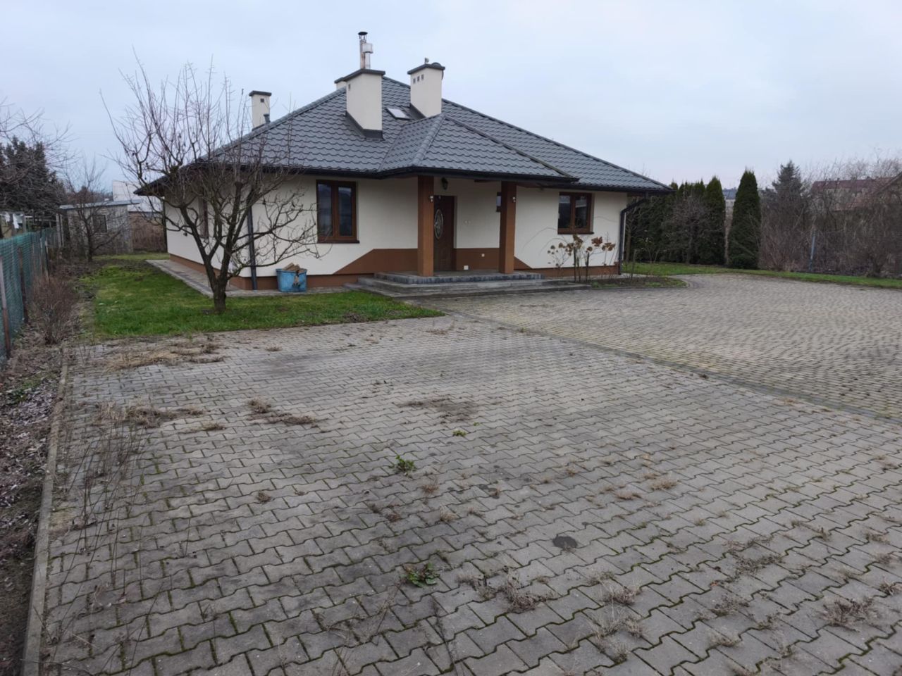 dom wolnostojący Tarnobrzeg Dzików, ul. Senatora Wojciecha Wiącka. Zdjęcie 3