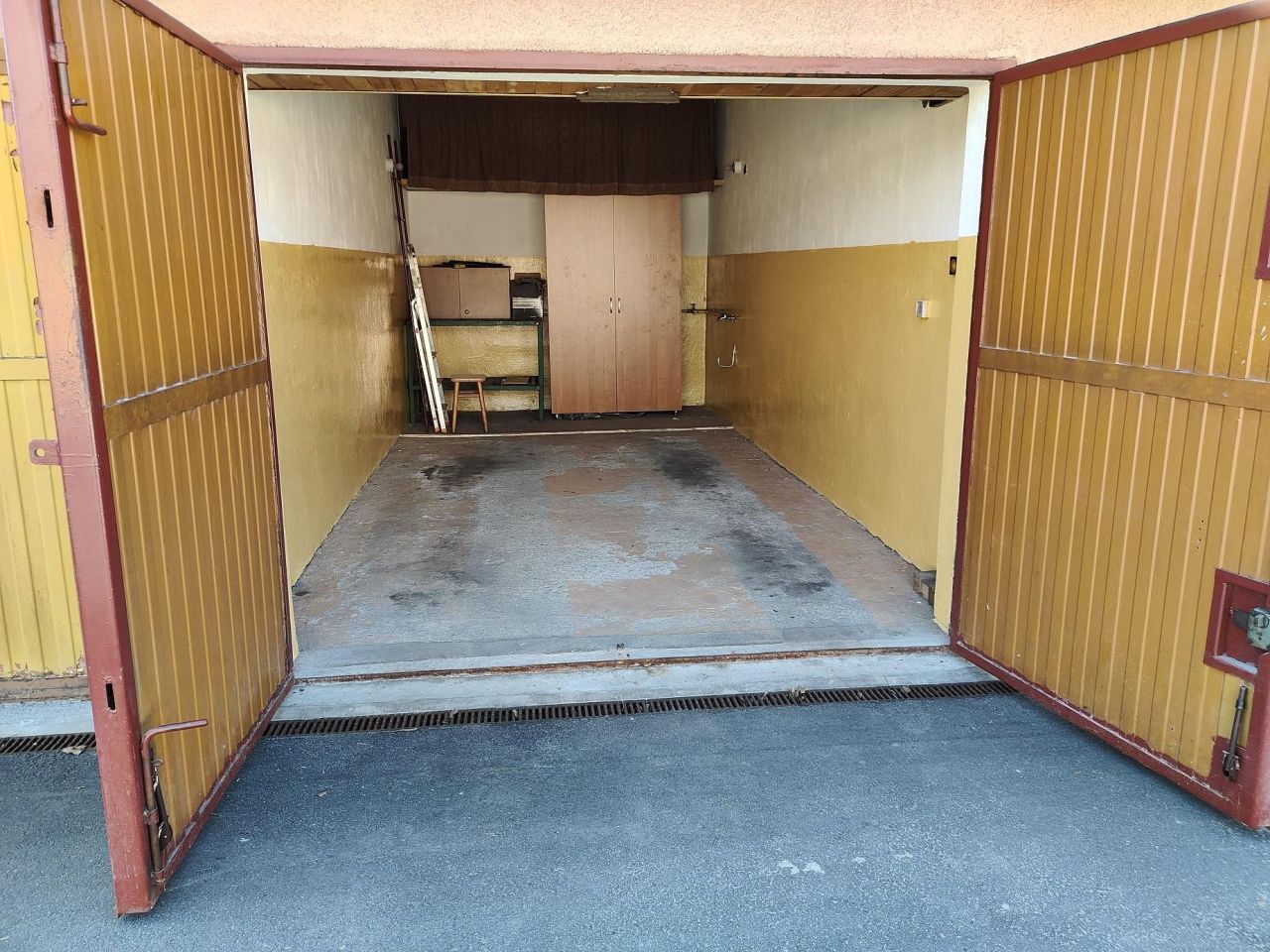 Garaż/miejsce parkingowe Kraków Czyżyny, os. 2 Pułku Lotniczego. Zdjęcie 2