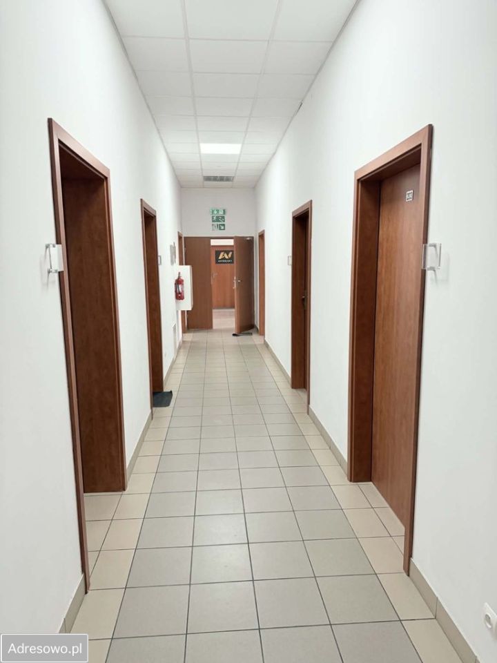 Biuro Wrocław Fabryczna, ul. Jerzmanowska. Zdjęcie 2
