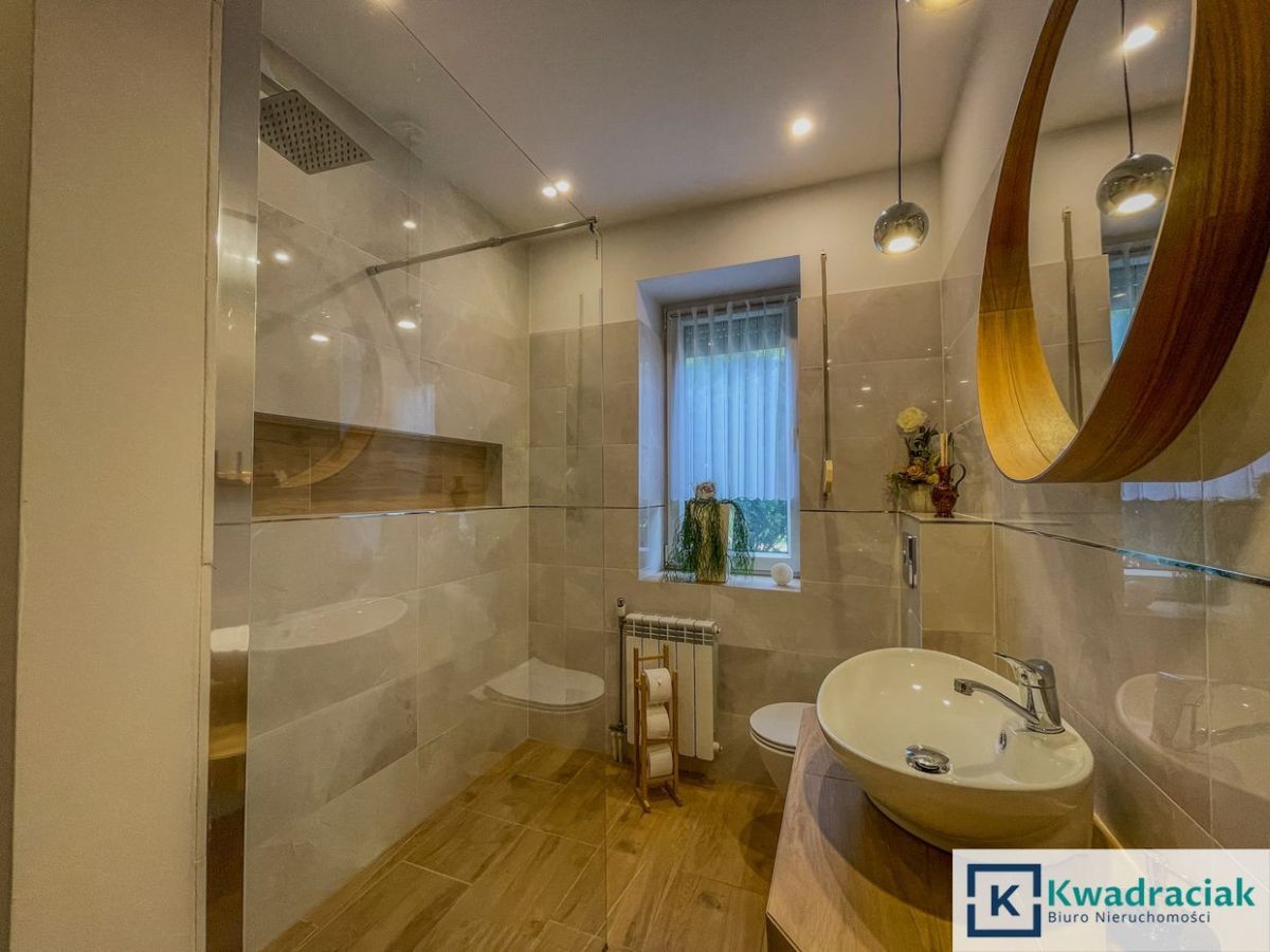 dom wolnostojący, 6 pokoi Besko, ul. Hrabeńska. Zdjęcie 8