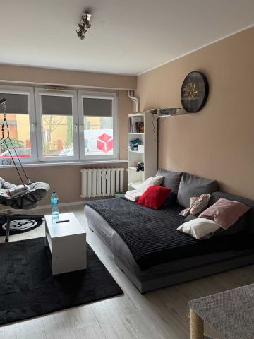 Mieszkanie 2-pokojowe Toruń Bydgoskie Przedmieście, ul. Bartosza Głowackiego. Zdjęcie 1