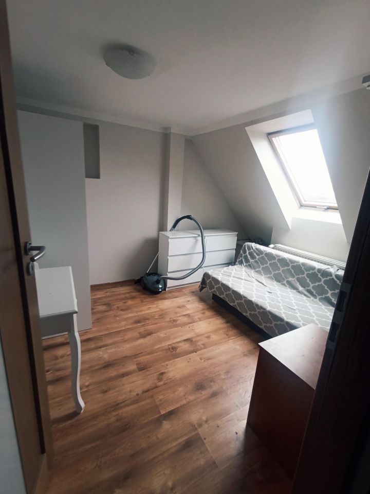 gospodarstwo, 5 pokoi Ciećmierz. Zdjęcie 16