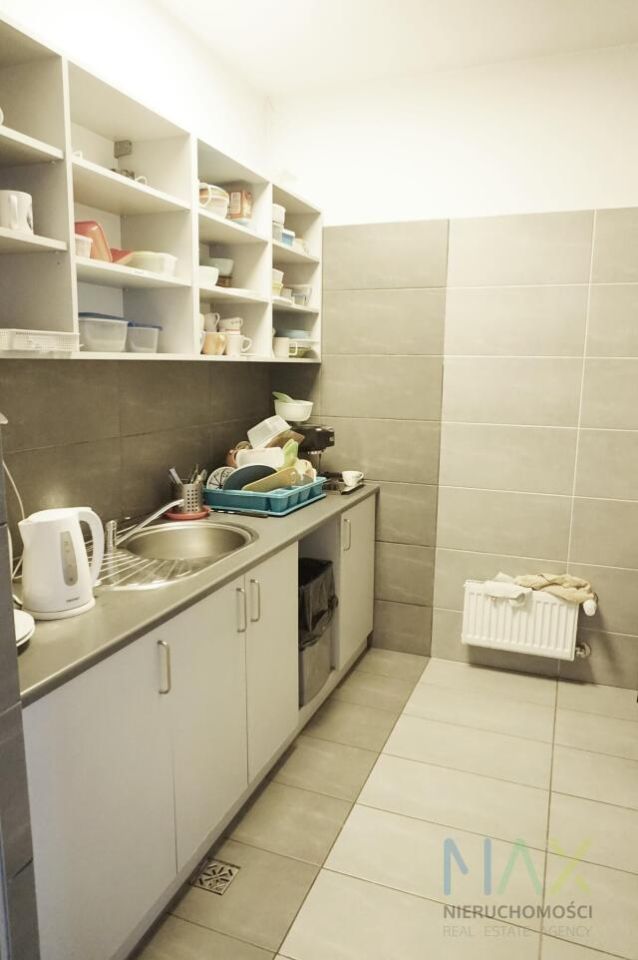 Biuro Kraków Płaszów, ul. gen. Henryka Kamieńskiego. Zdjęcie 5