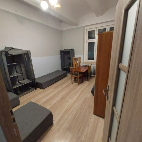 Mieszkanie 3-pokojowe Kamienna Góra, ul. Papieża Jana Pawła II. Zdjęcie 1