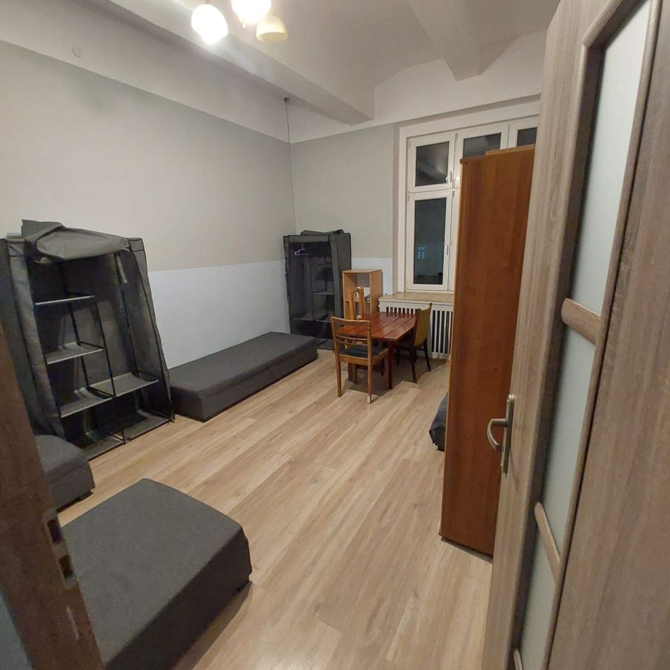 Mieszkanie 3-pokojowe Kamienna Góra, ul. Papieża Jana Pawła II. Zdjęcie 1