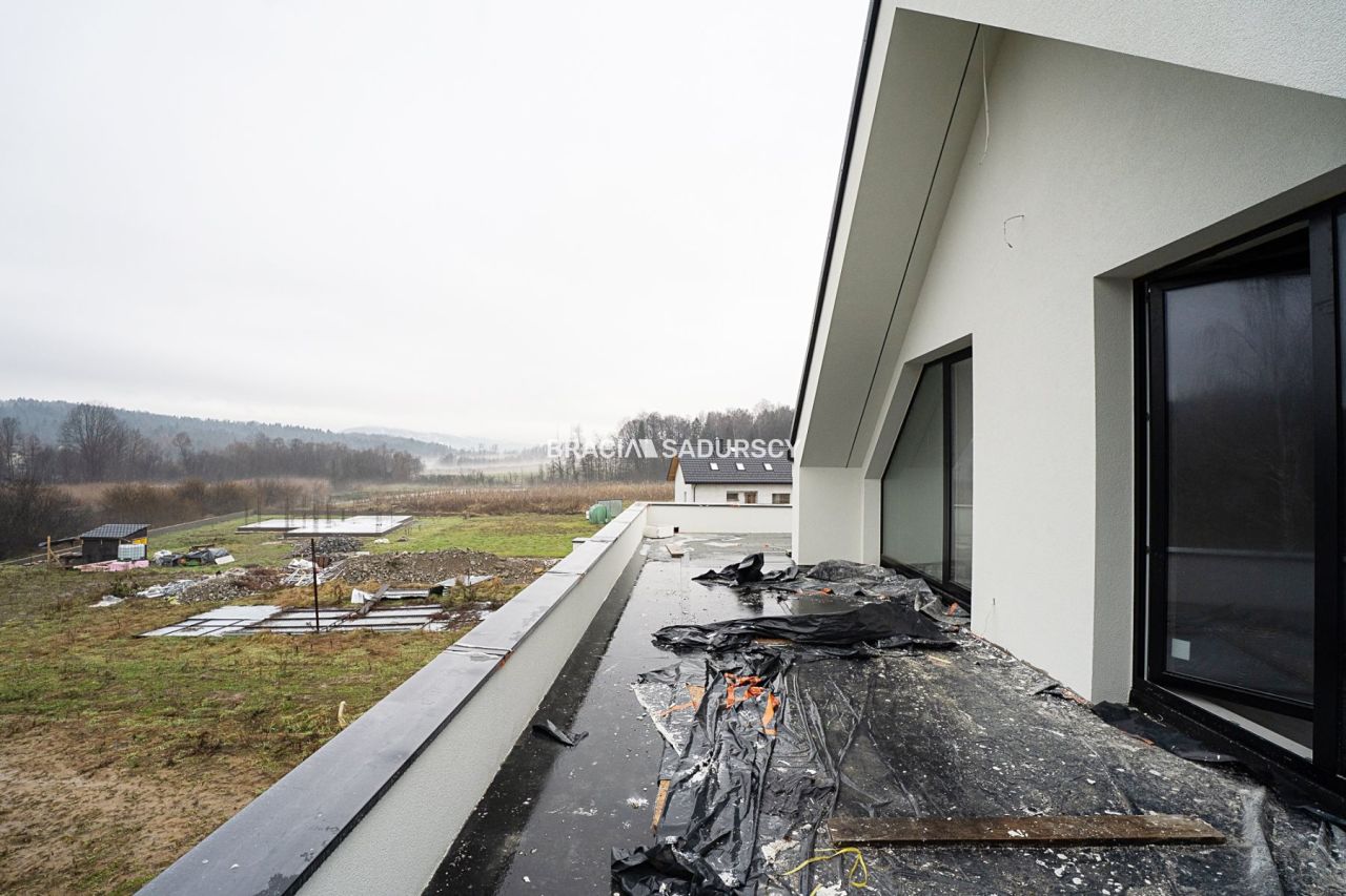 dom wolnostojący, 5 pokoi Zawada. Zdjęcie 13