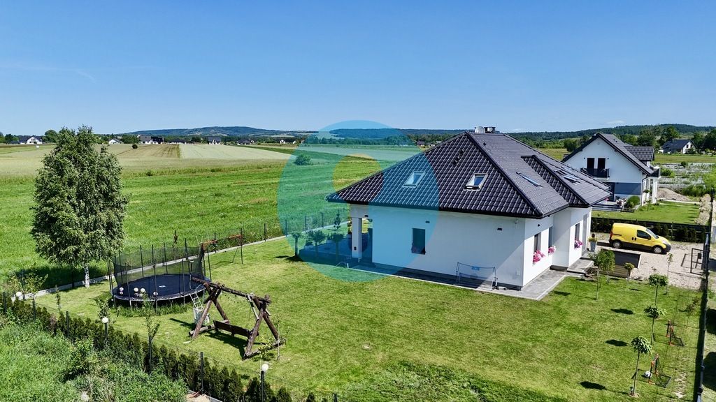 dom wolnostojący, 5 pokoi Brynica. Zdjęcie 2