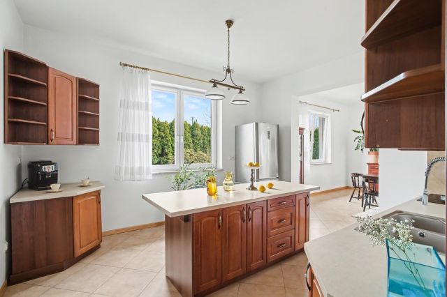 dom wolnostojący, 6 pokoi Borzęcin Mały, ul. Kosmowska. Zdjęcie 37