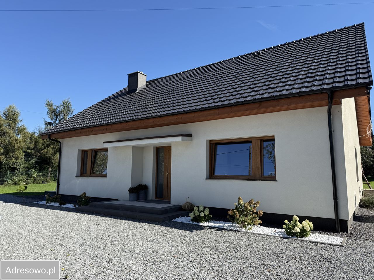 dom wolnostojący, 4 pokoje Uciechów. Zdjęcie 1