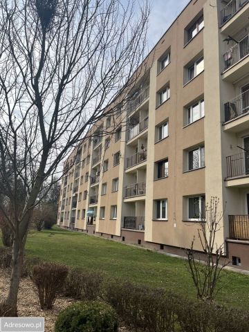 Mieszkanie 3-pokojowe Oświęcim, ul. gen. Jarosława Dąbrowskiego. Zdjęcie 1