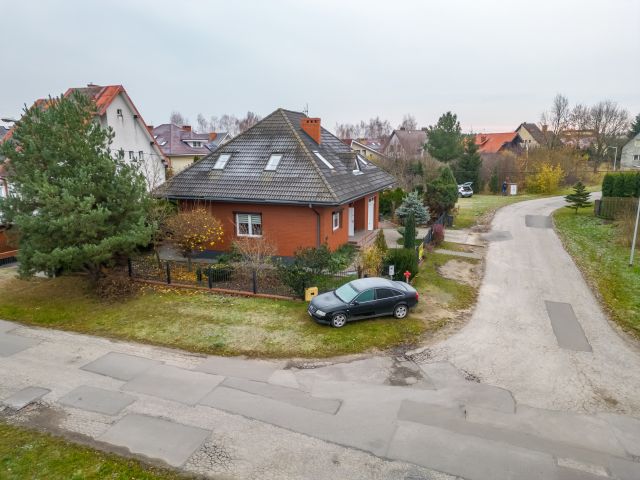 dom wolnostojący, 4 pokoje Konin Przydziałki, ul. Bursztynowa. Zdjęcie 25