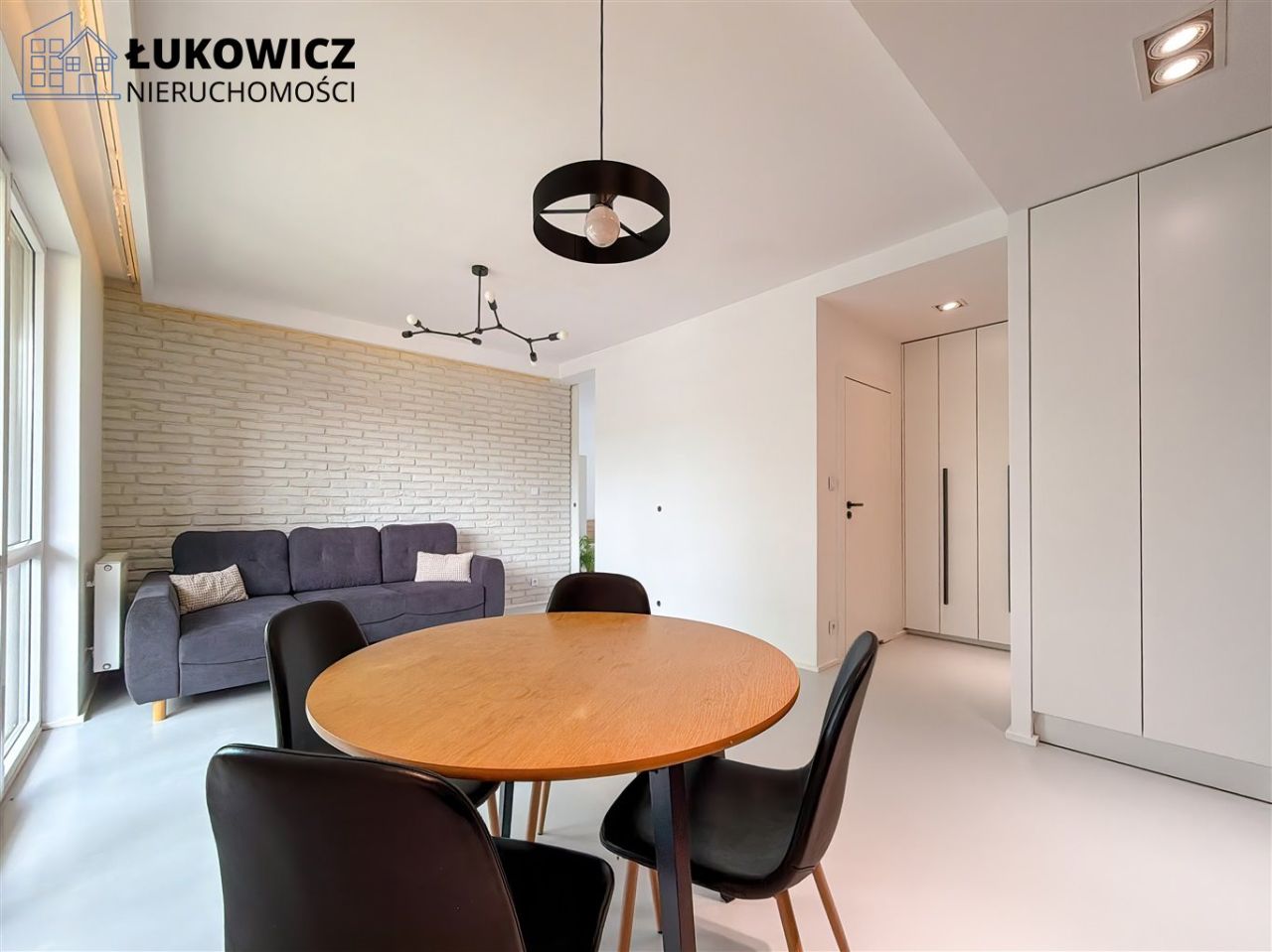 Mieszkanie 2-pokojowe Bielsko-Biała Kamienica. Zdjęcie 2