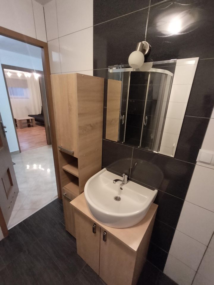 budynek wielorodzinny, 10 pokoi Żywiec, ul. Irysowa. Zdjęcie 6