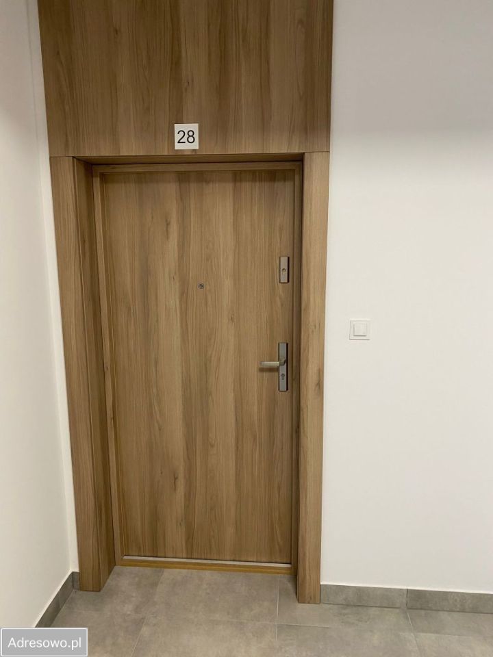 Mieszkanie 4-pokojowe Busko-Zdrój, ul. Władysława Broniewskiego. Zdjęcie 2