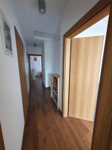 dom szeregowy, 4 pokoje Dąbrowa. Zdjęcie 14