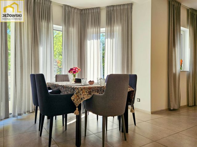 dom, 6 pokoi Janowiec. Zdjęcie 4