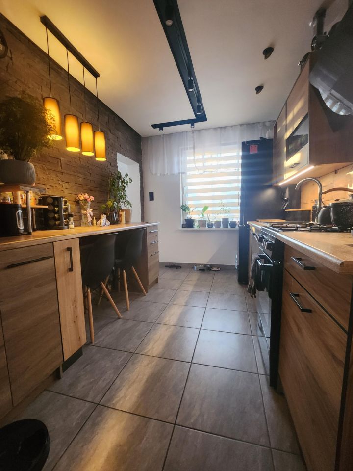 dom wolnostojący, 2 pokoje Trawniki, Trawniki. Zdjęcie 31