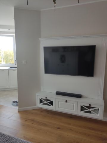 Mieszkanie 4-pokojowe Warszawa Ursus, ul. Magnacka . Zdjęcie 1