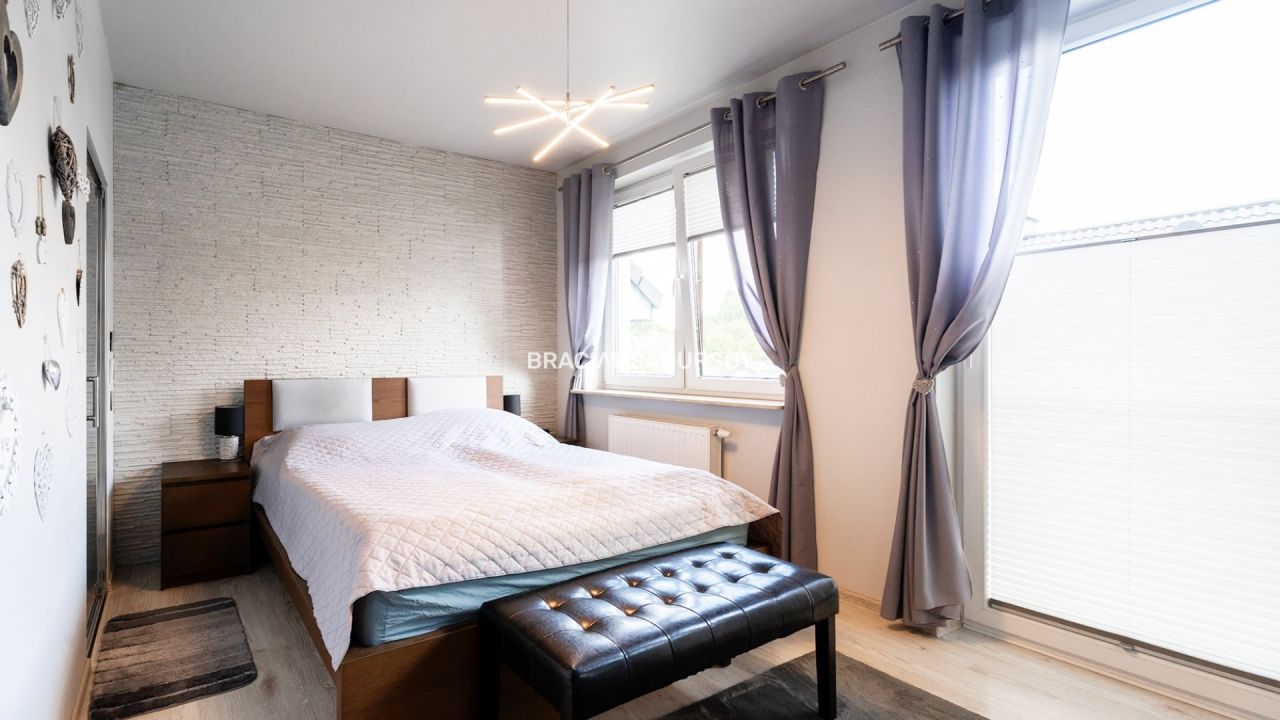 Mieszkanie 4-pokojowe Tomaszowice, ul. Kolberga. Zdjęcie 4