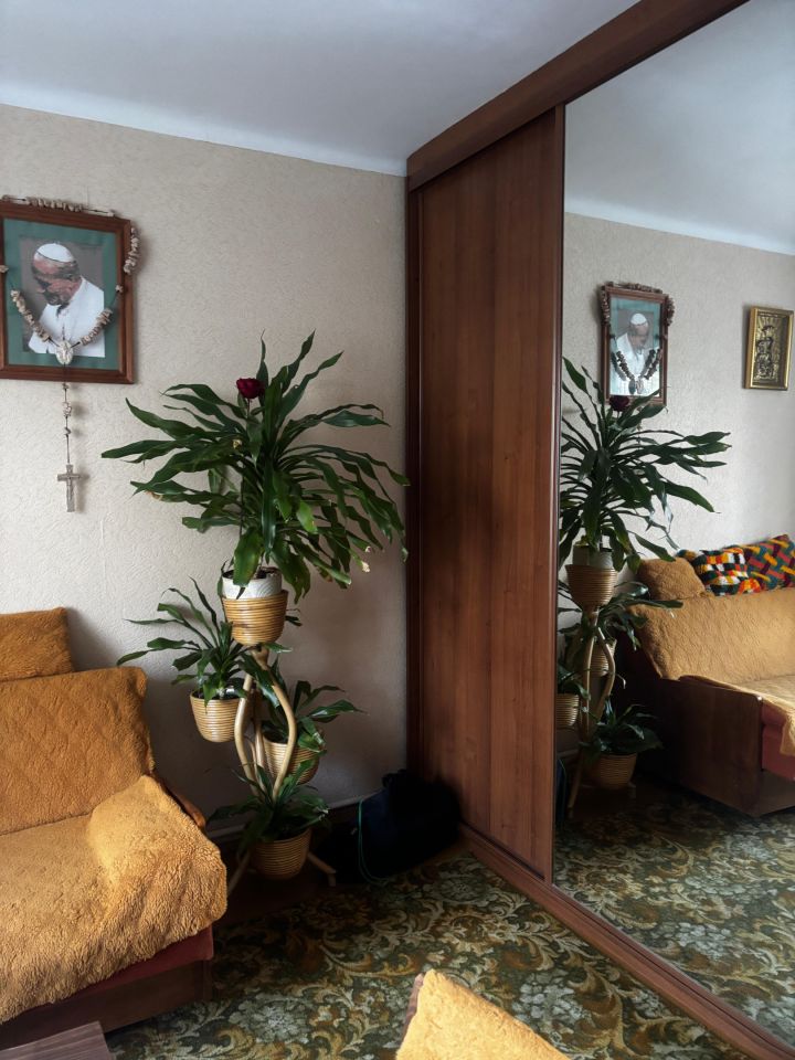 dom wolnostojący, 3 pokoje Oficjałów. Zdjęcie 13