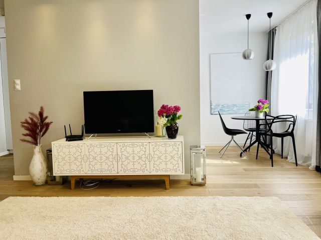 Mieszkanie 2-pokojowe Gdynia Redłowo, ul. Powstania Wielkopolskiego. Zdjęcie 2