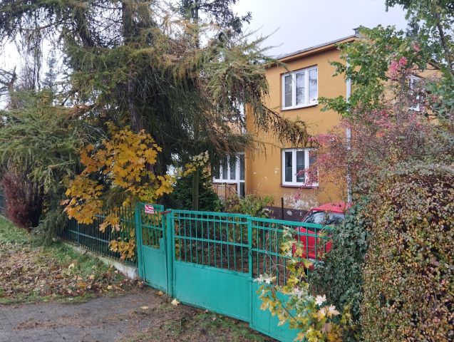 dom wolnostojący, 4 pokoje Łochocin. Zdjęcie 1