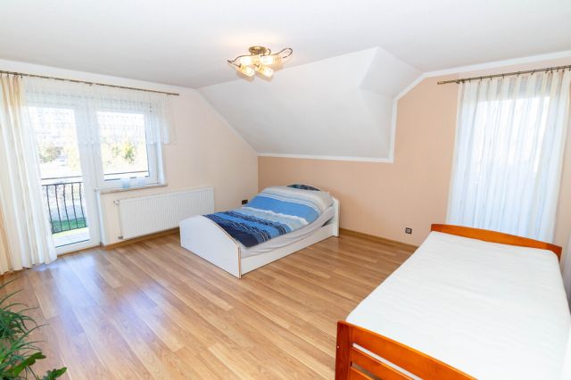 dom wolnostojący, 5 pokoi Ostrowiec Świętokrzyski, ul. Bałtowska. Zdjęcie 14