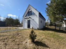 dom letniskowy, 3 pokoje Mściszewice, ul. Szlachecka. Zdjęcie 1