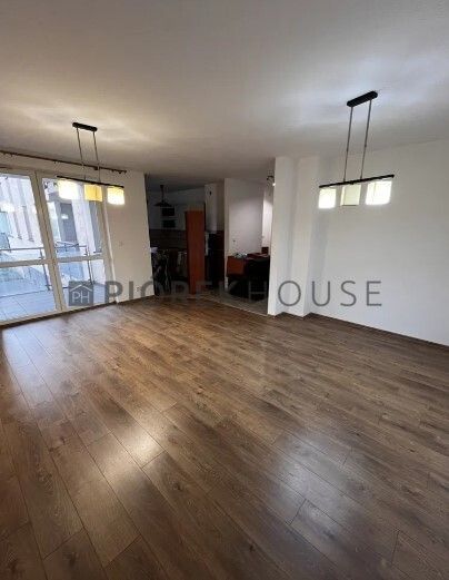 Mieszkanie 3-pokojowe Warszawa Praga-Północ, ul. Kamienna