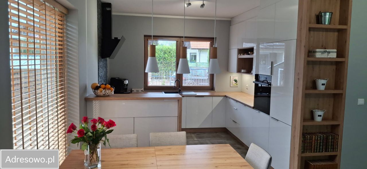 dom wolnostojący, 4 pokoje Rurzyca. Zdjęcie 3