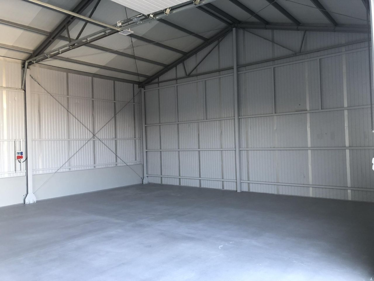 Hala/magazyn Jasło Brzyszczki, ul. Marszałka Józefa Piłsudskiego. Zdjęcie 6