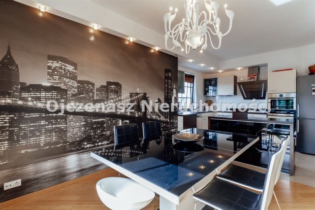 Mieszkanie 3-pokojowe Niemcz. Zdjęcie 5