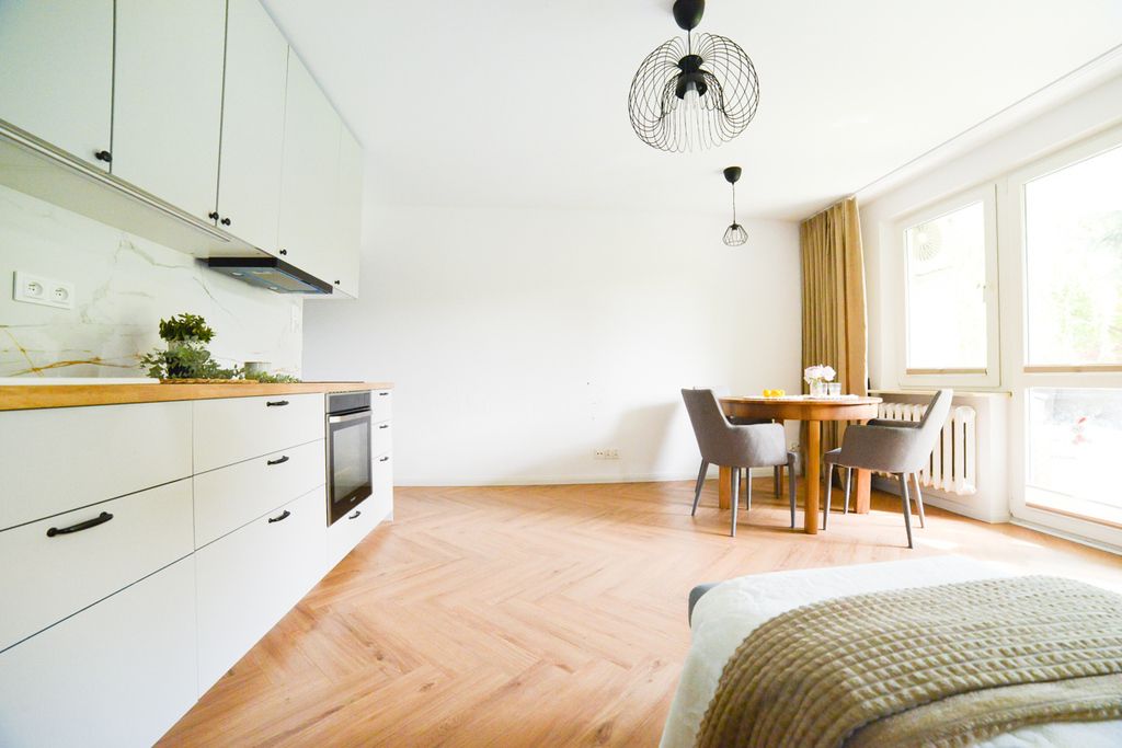 Mieszkanie 3-pokojowe Warszawa Gocław, ul. Orlego Lotu. Zdjęcie 2