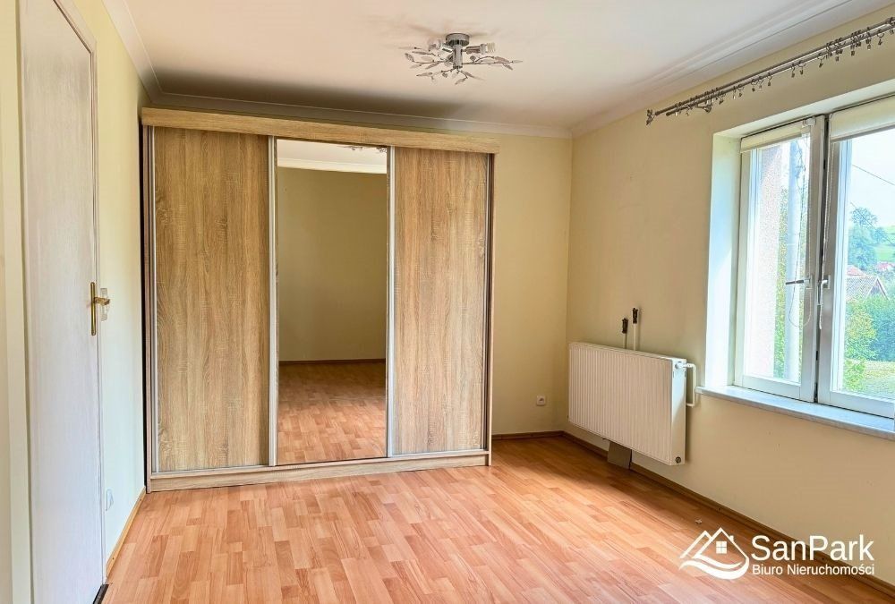 bliźniak, 4 pokoje Uherce Mineralne. Zdjęcie 16