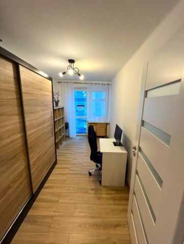 Mieszkanie 3-pokojowe Bytom Rozbark, ul. Alojzjanów. Zdjęcie 4