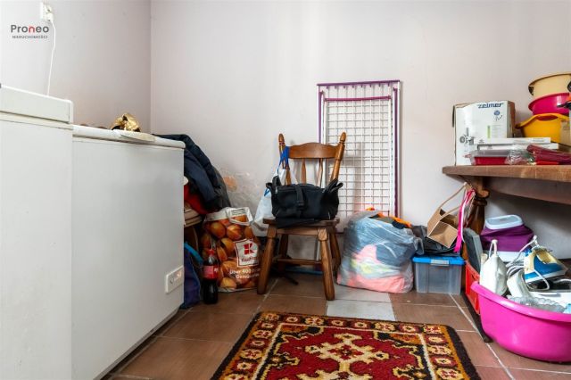 dom wolnostojący, 6 pokoi Wola Kożuszkowa. Zdjęcie 31