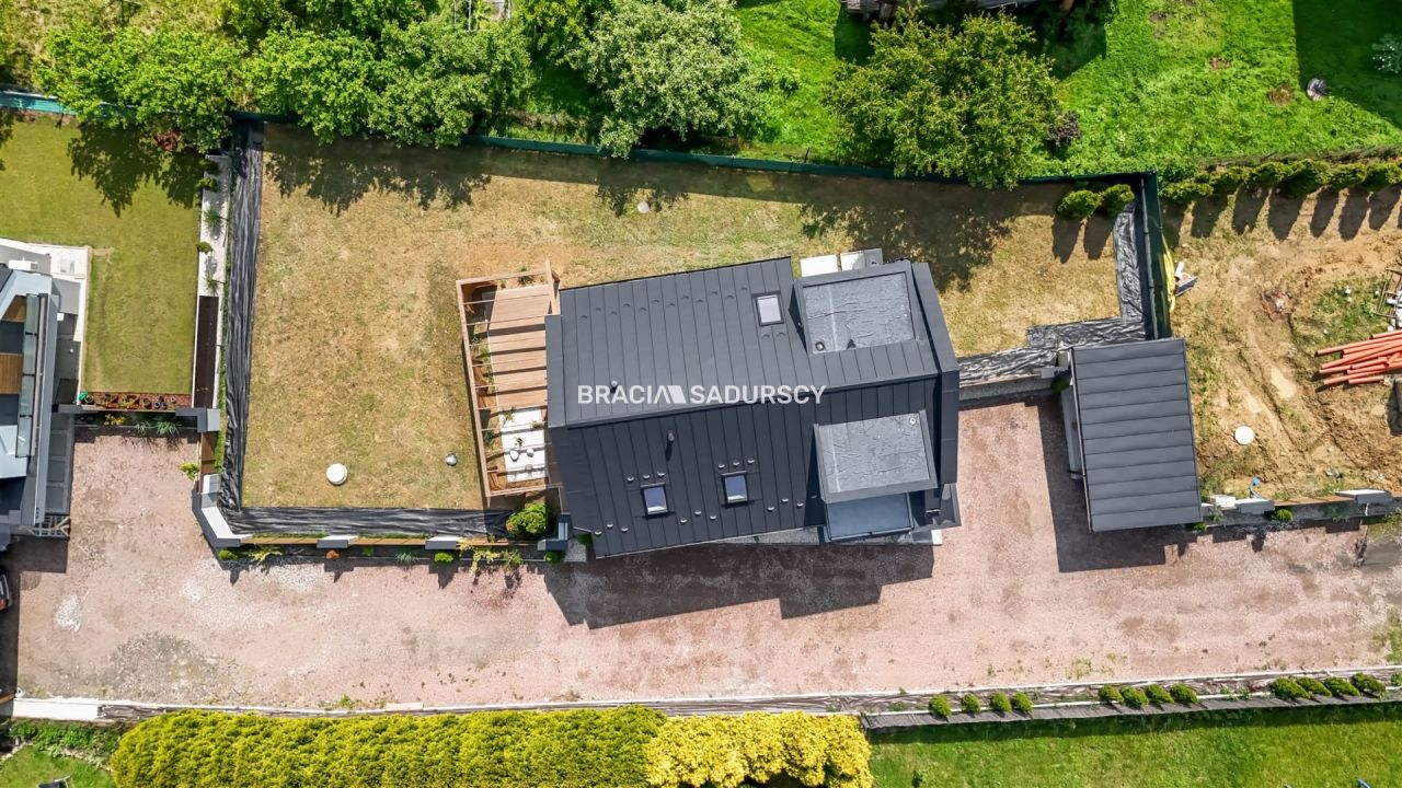 dom, 4 pokoje Krzywaczka. Zdjęcie 9