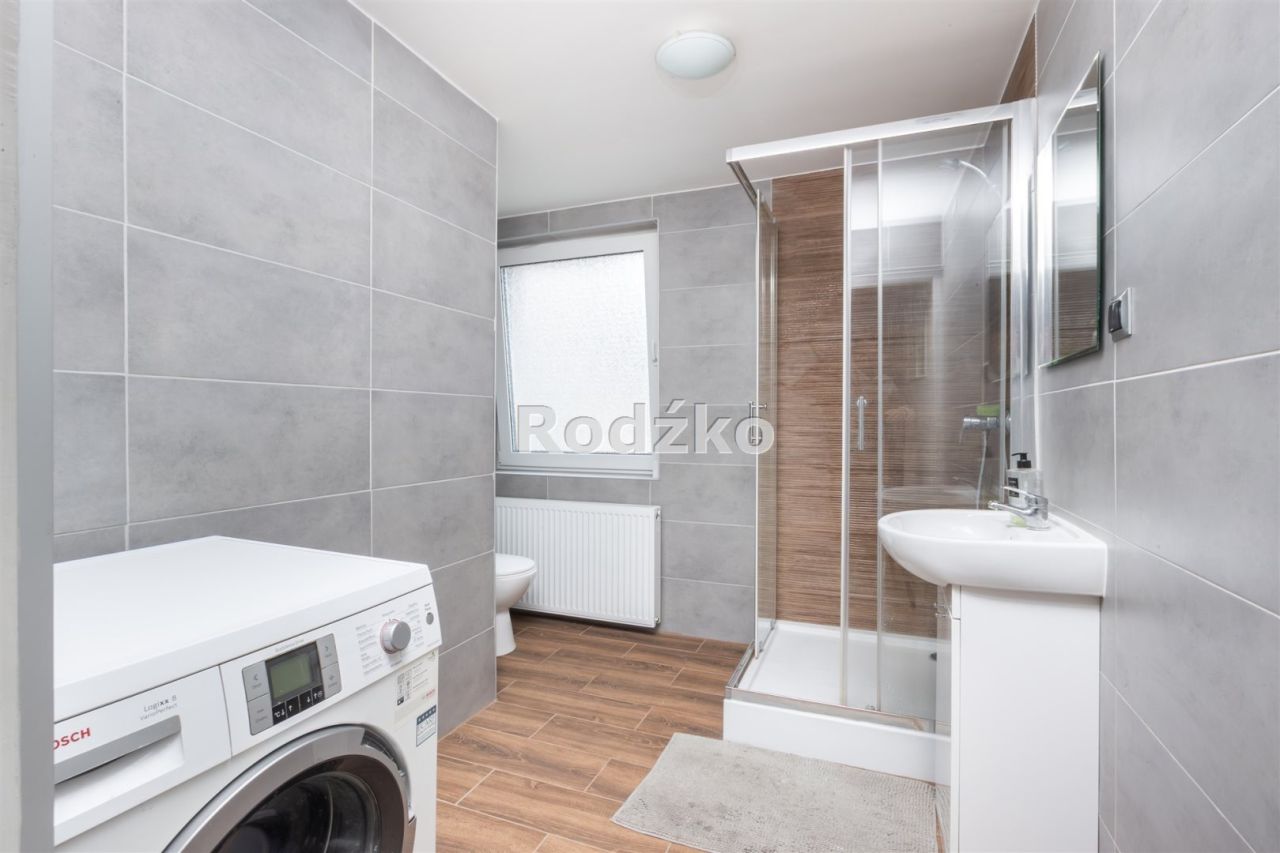 dom wolnostojący, 9 pokoi Bydgoszcz Czyżkówko, ul. Wiejska. Zdjęcie 13