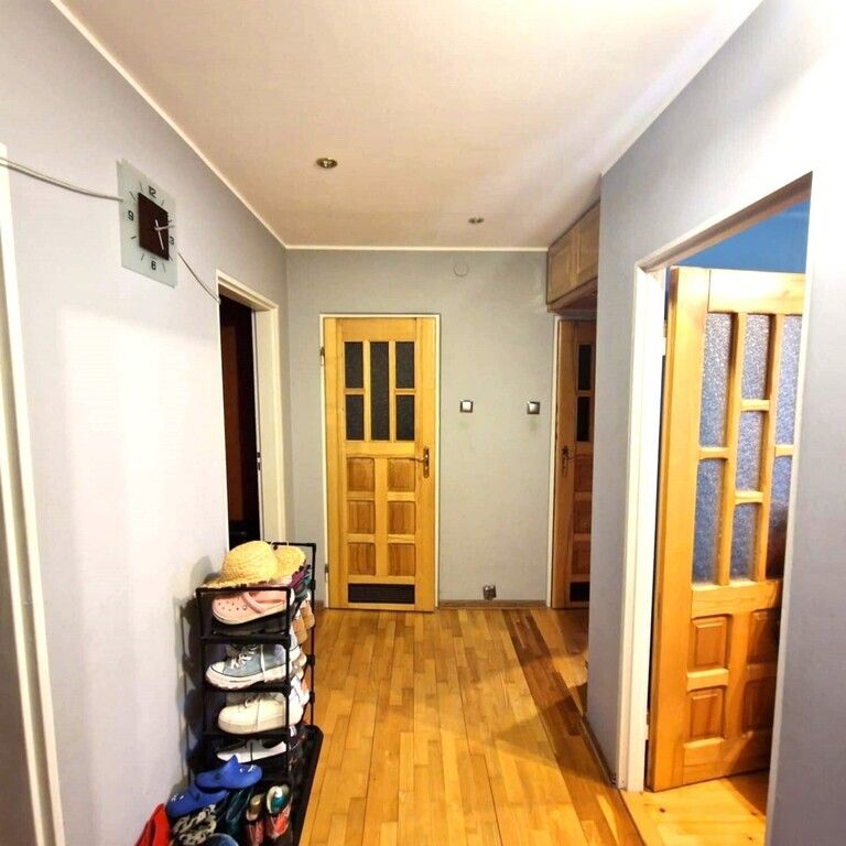 Mieszkanie 3-pokojowe Bełchatów. Zdjęcie 2