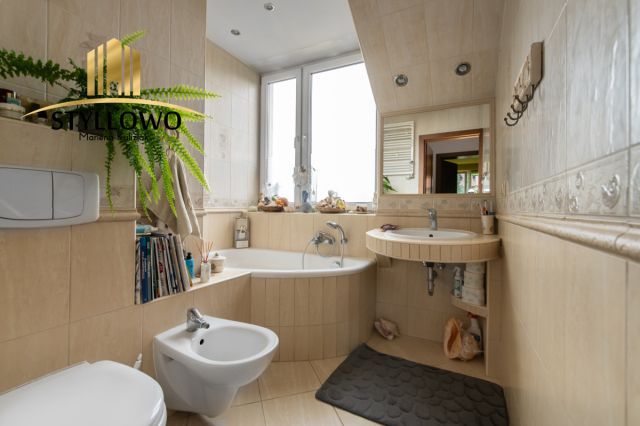 bliźniak, 4 pokoje Rotmanka. Zdjęcie 15