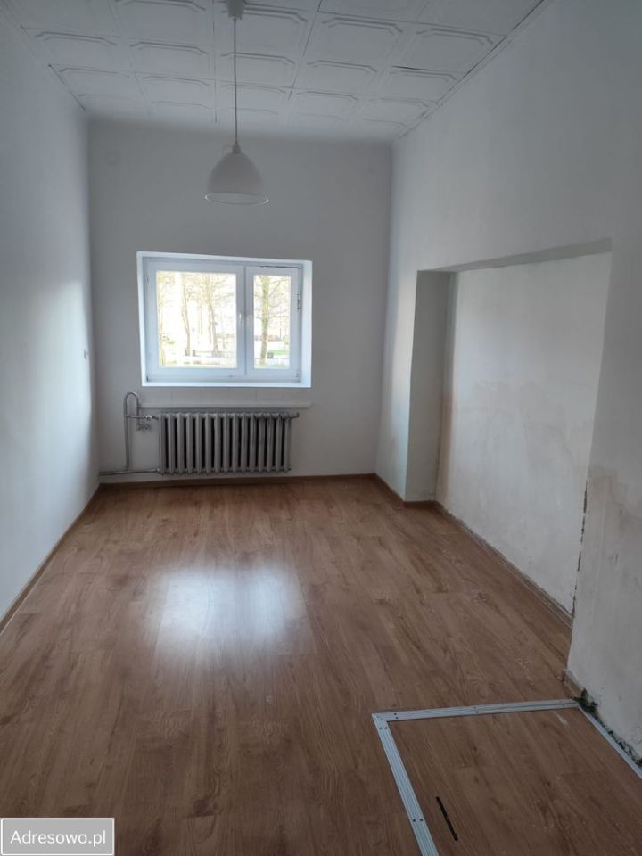 Mieszkanie 6-pokojowe Działoszyce, ul. Plac Partyzantów. Zdjęcie 4