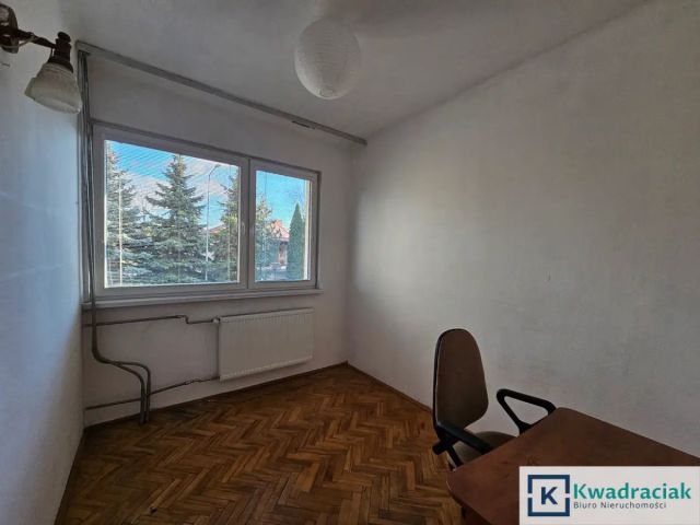 dom wolnostojący, 6 pokoi Krosno, ul. Stanisława Moniuszki. Zdjęcie 3